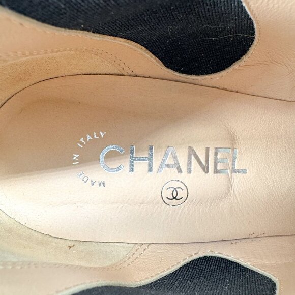 Chanel CC Black Leather Pointed Chain Wedge Ankle Boot Bootie Size 39.5 US 8.5-9 - Picture 14 of 16